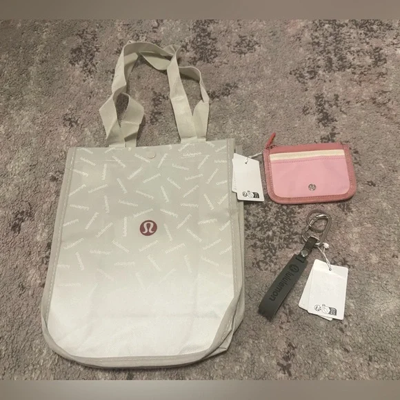 Lululemon Bundle ALL 3 items for $20 - Picture 4 of 5